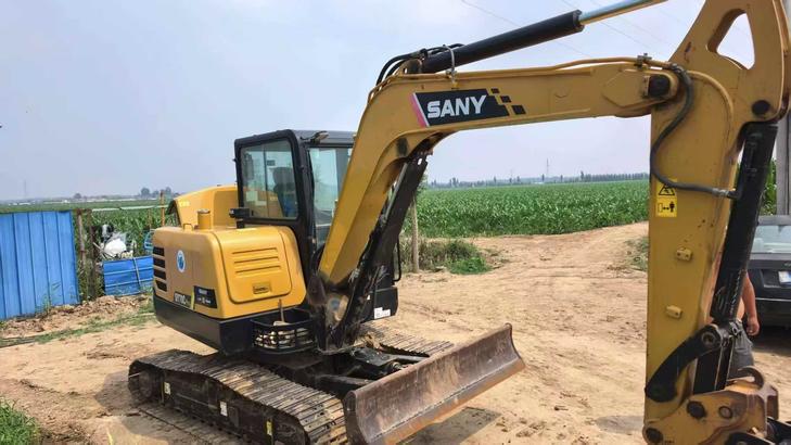 Buy Sany SY60 Used Excavator / 1