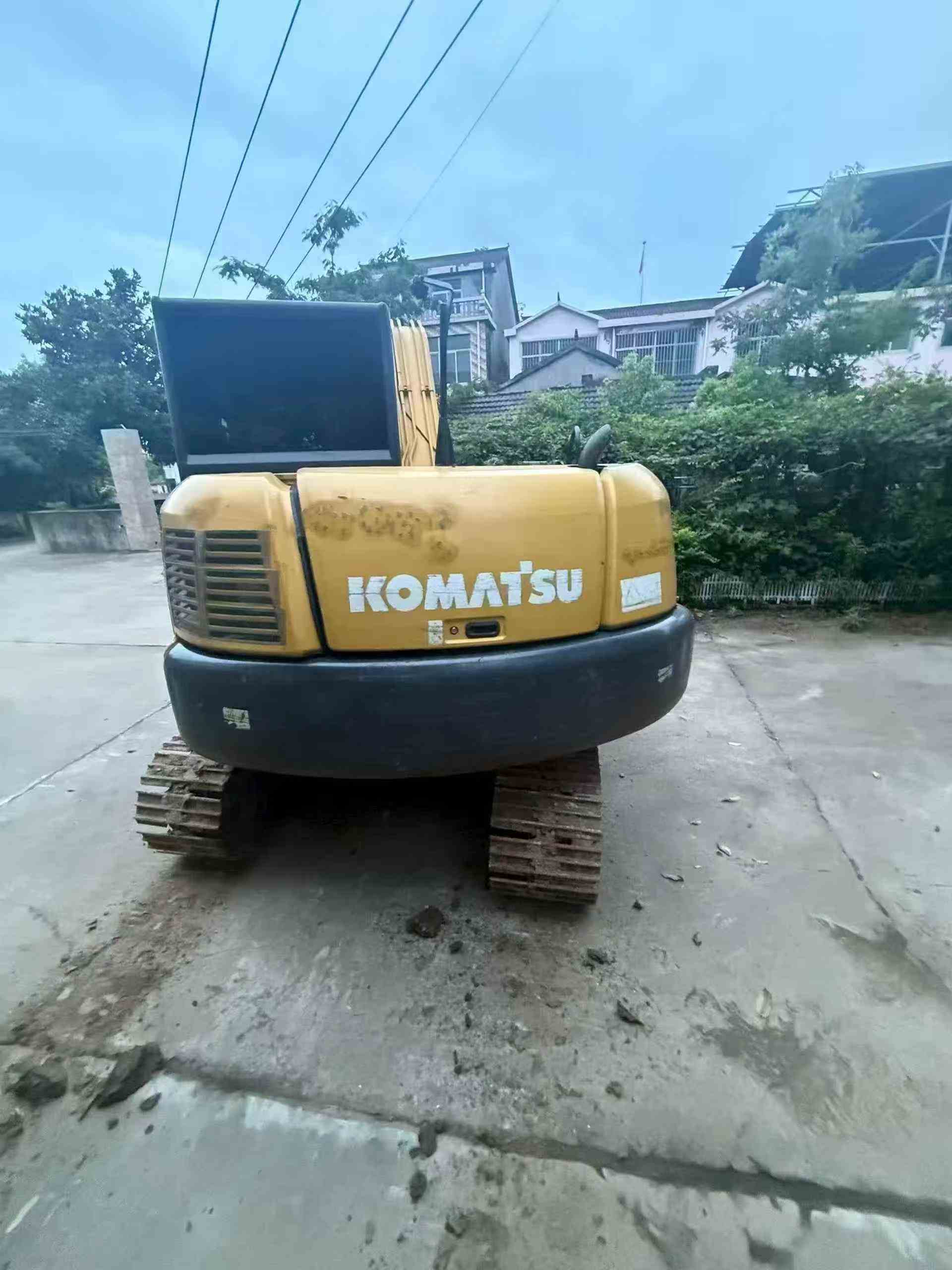 Buy Komatsu PC60-8 Used Excavator / 4
