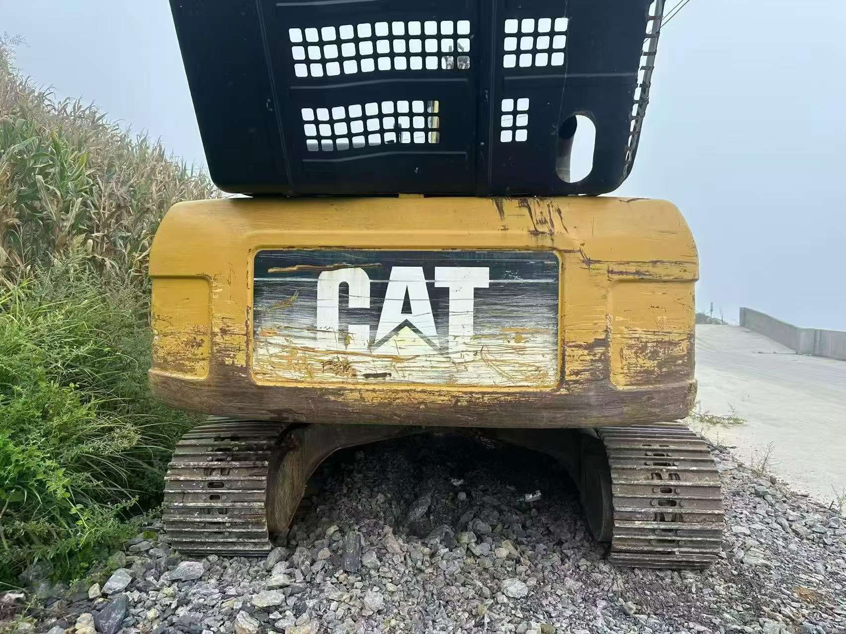 Buy Caterpillar 326DL Used Excavator / 2
