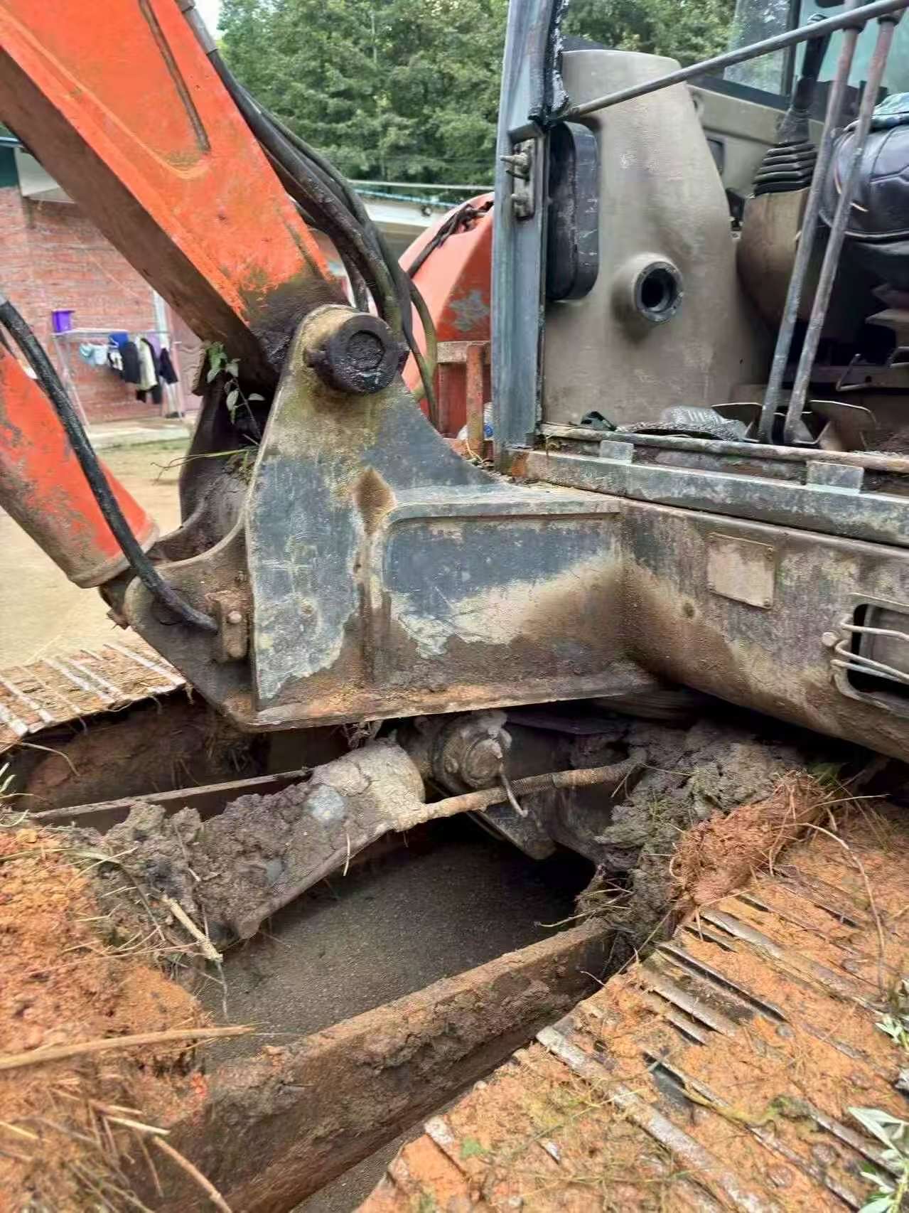 Buy Doosan DH60-7 Used Excavator / 5