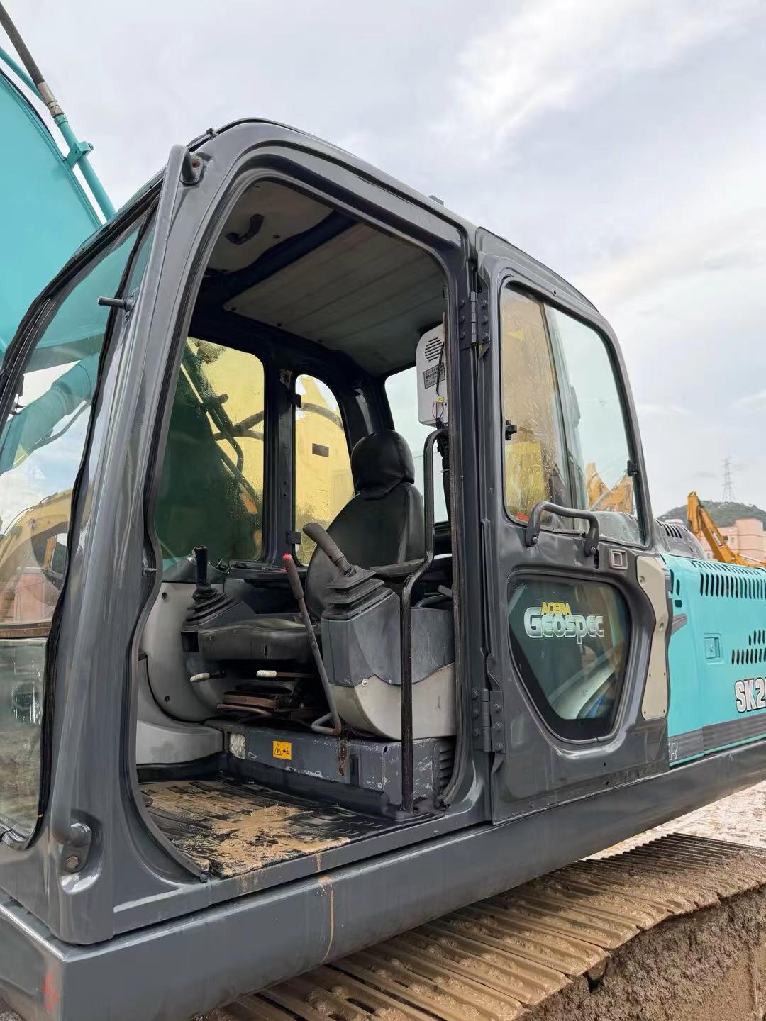 Buy Kobelco SK210-6 Used Excavator / 5
