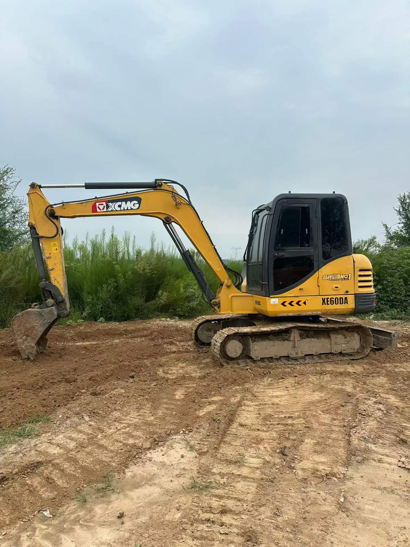 Buy XCMG XE60 Used Excavator / 8