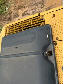 Buy Caterpillar 320A Used Excavator / 5 Buy Caterpillar 320A Used Excavator / 5