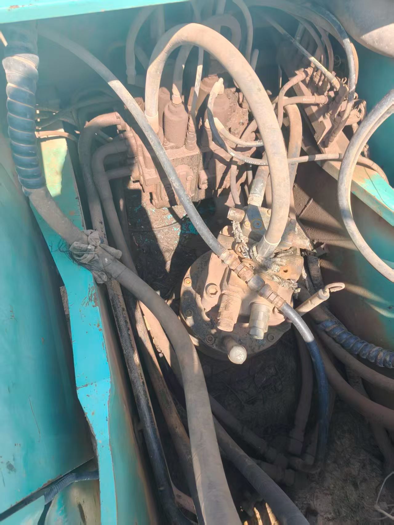 Buy Kobelco SK210 Used Excavator / 7