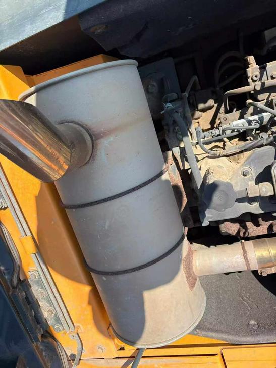 Buy Hyundai R215-7 Used Excavator / 1