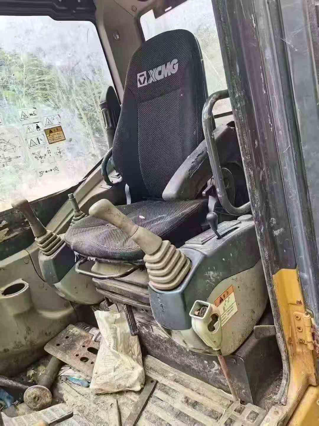 Buy XCMG XE60 Used Excavator / 8