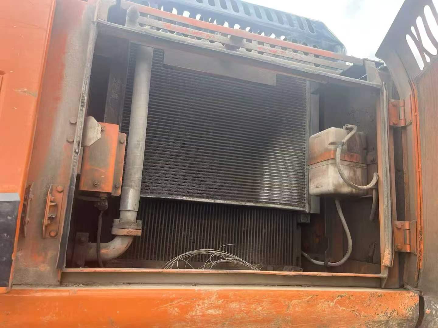 Buy Doosan DH300-7 Used Excavator / 5
