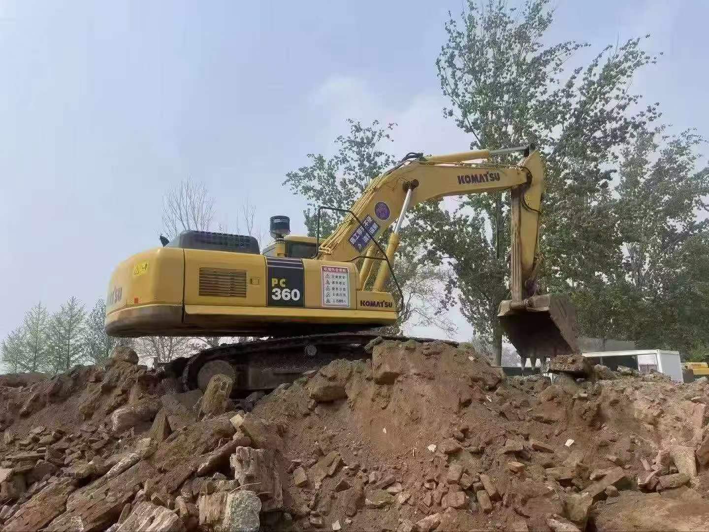 Buy Komatsu PC360-7 Used Excavator / 4