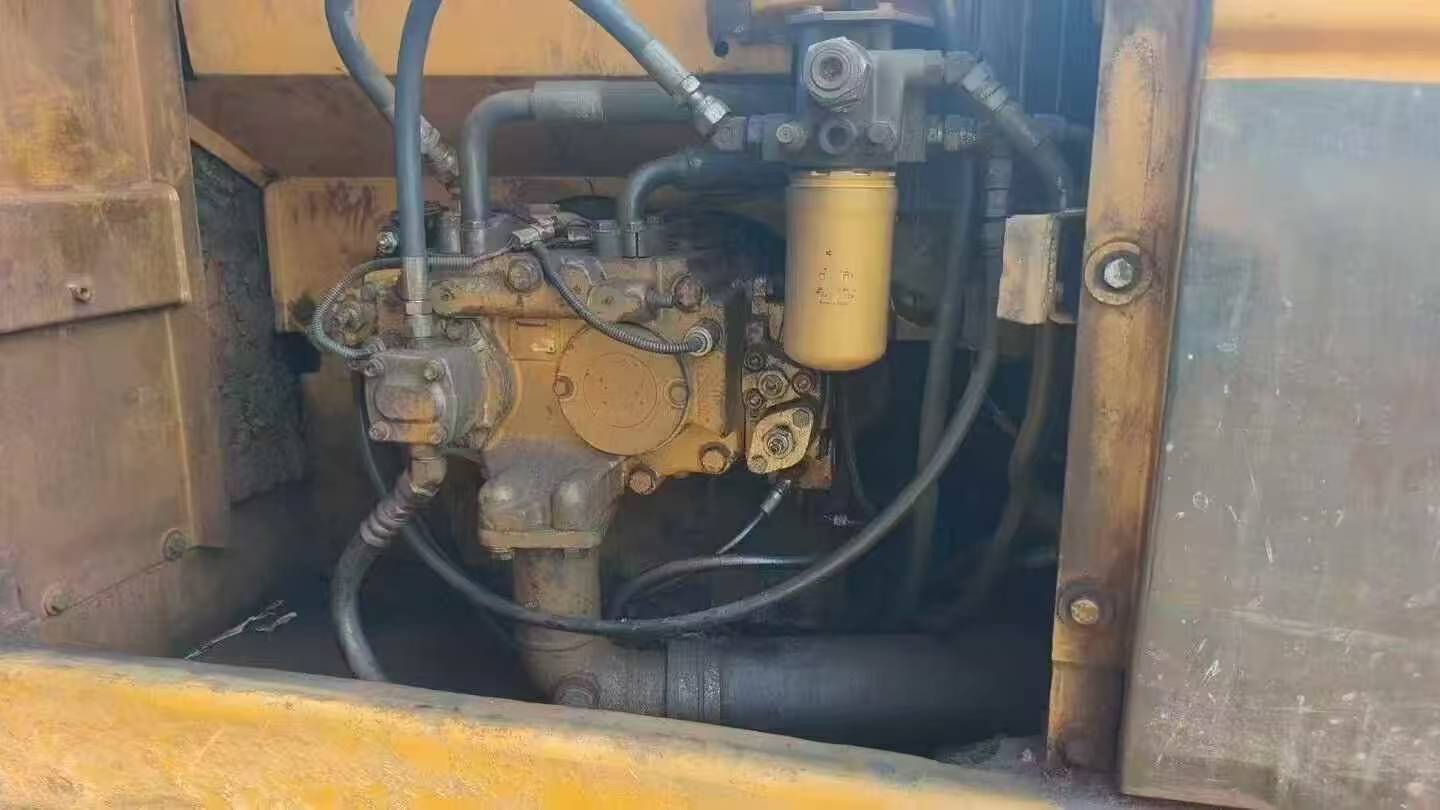 Buy Caterpillar 320D Used Excavator / 3
