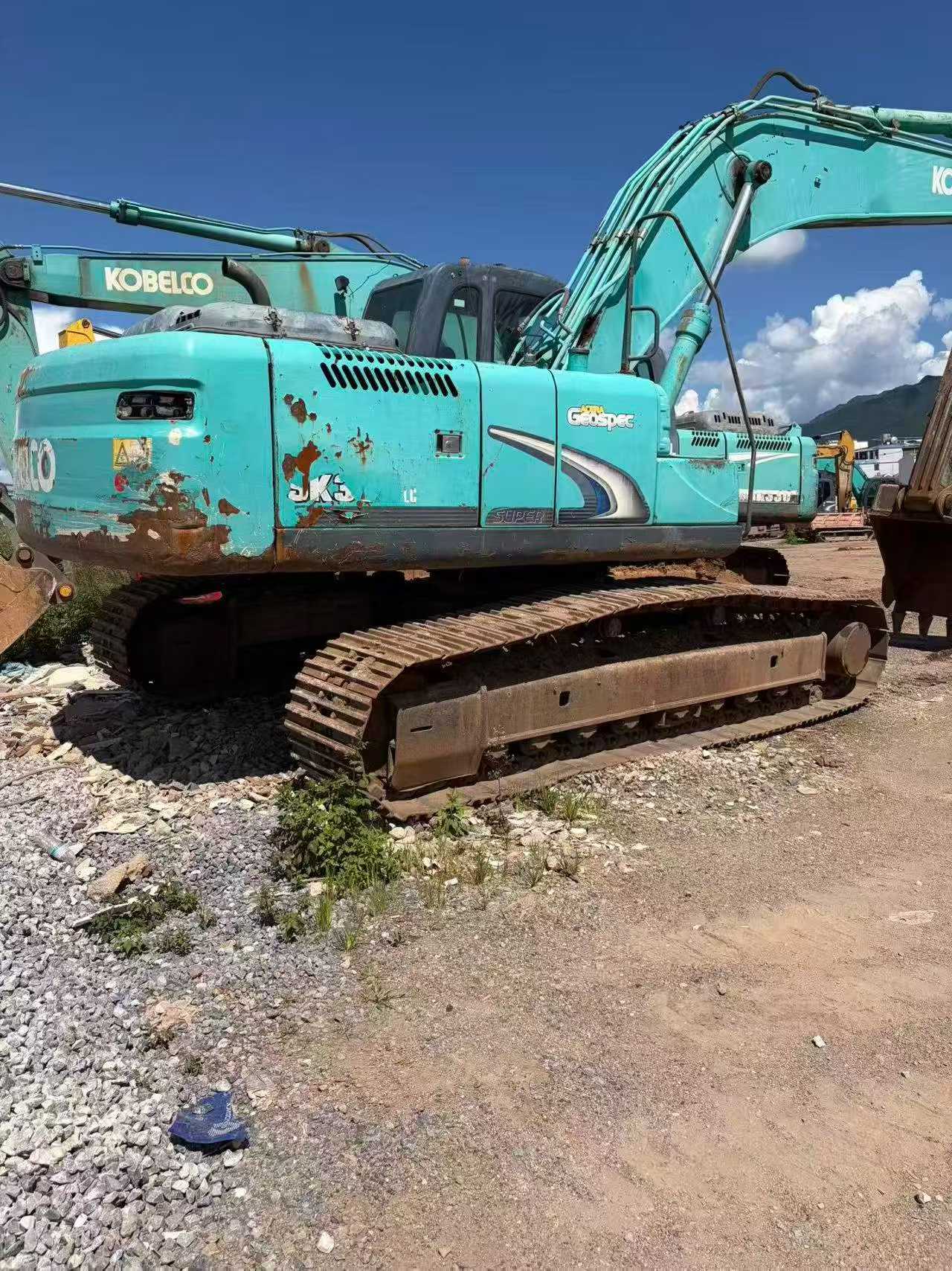 Buy Kobelco SK260 Used Excavator / 3