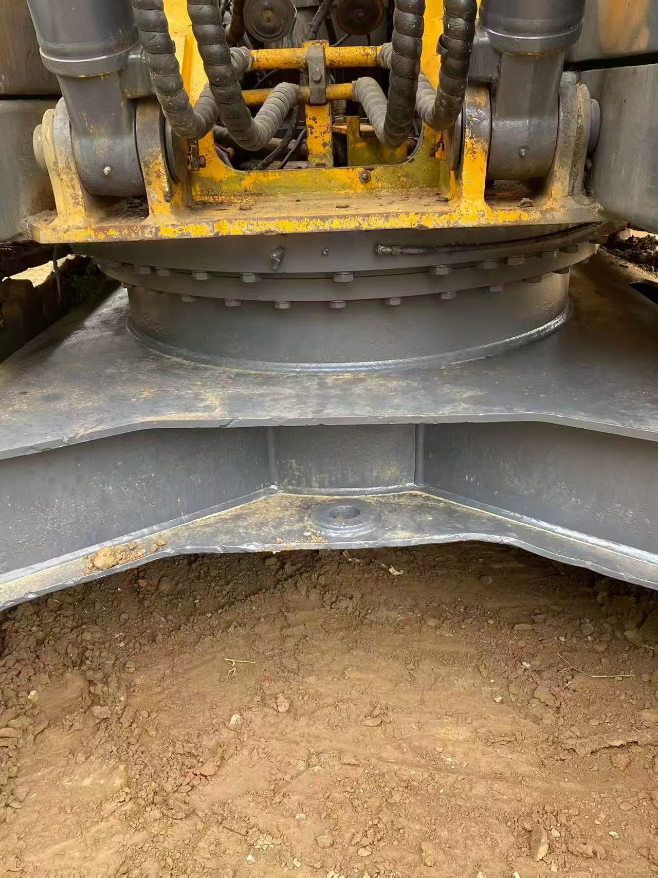 Buy XCMG XE215 Used Excavator / 6