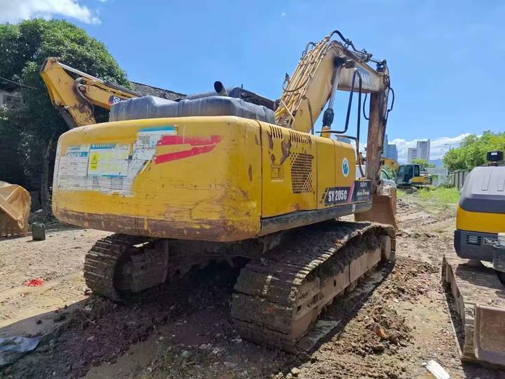 Buy Sany SY205C Used Excavator / 1