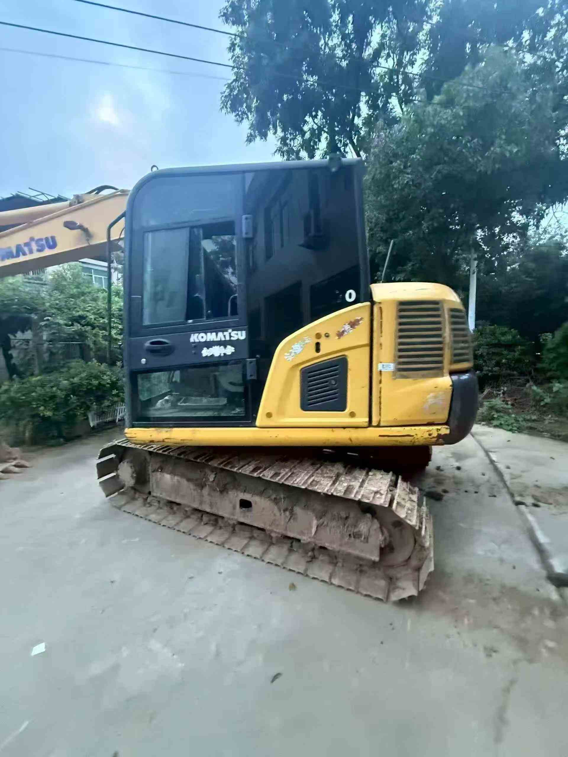 Buy Komatsu PC60-8 Used Excavator / 3