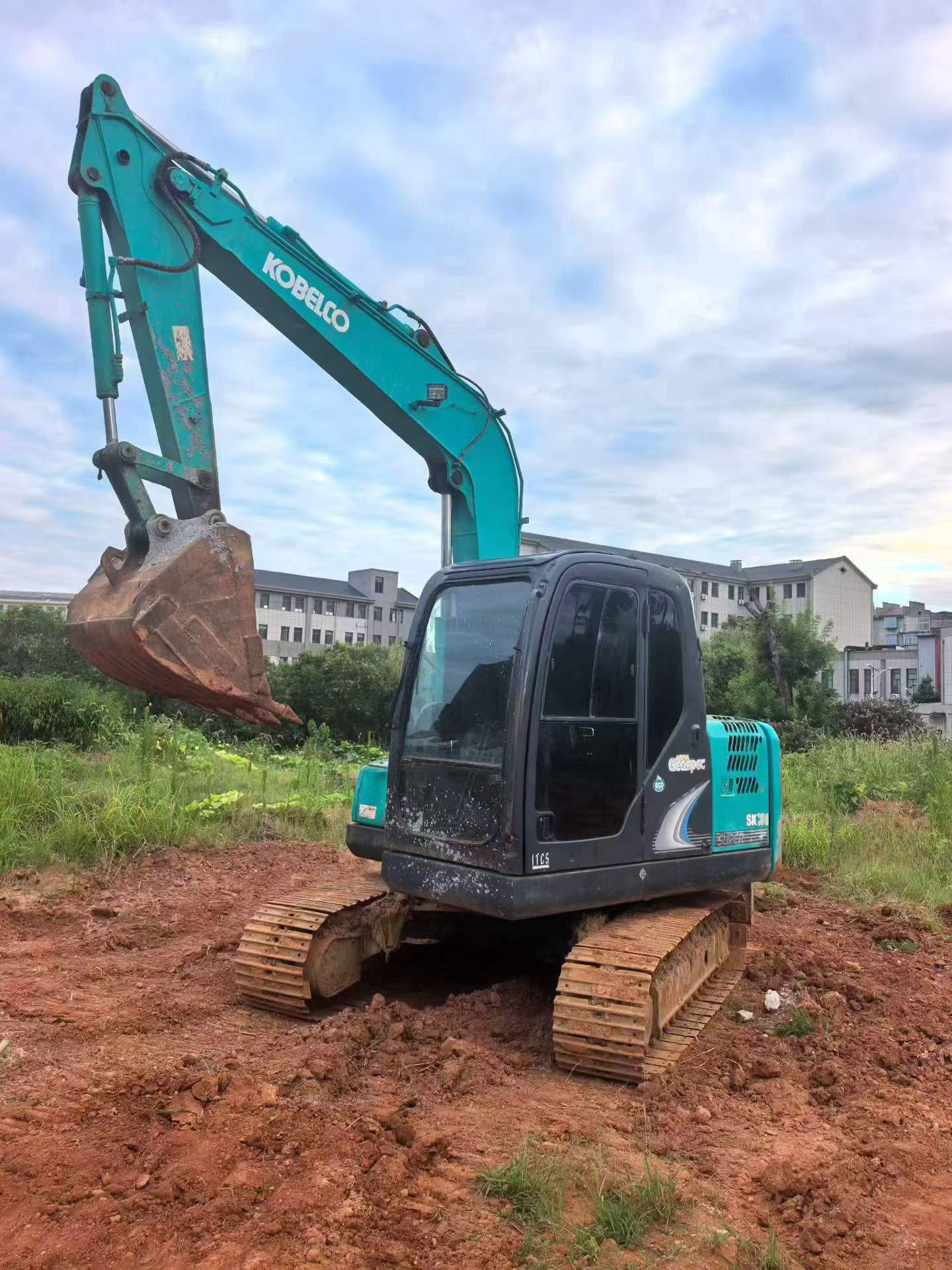 Buy Kobelco Used Excavator / 1