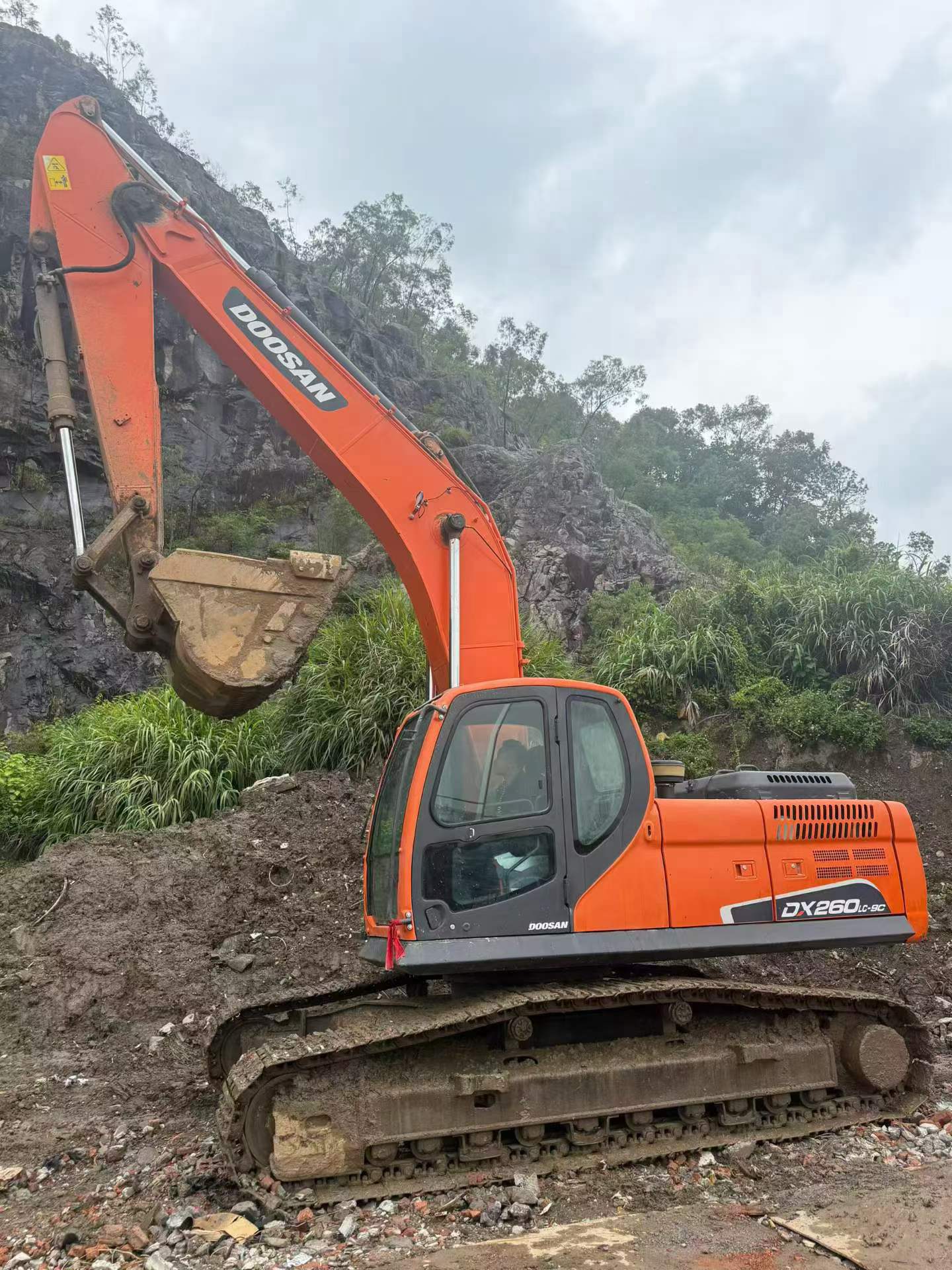 Comprar Doosan DX260LC Usado Escavadeira Comprar Doosan DX260LC Usado Escavadeira