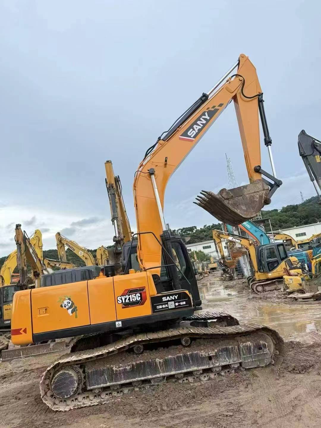 Buy Sany SY215C Used Excavator / 4 Buy Sany SY215C Used Excavator / 4