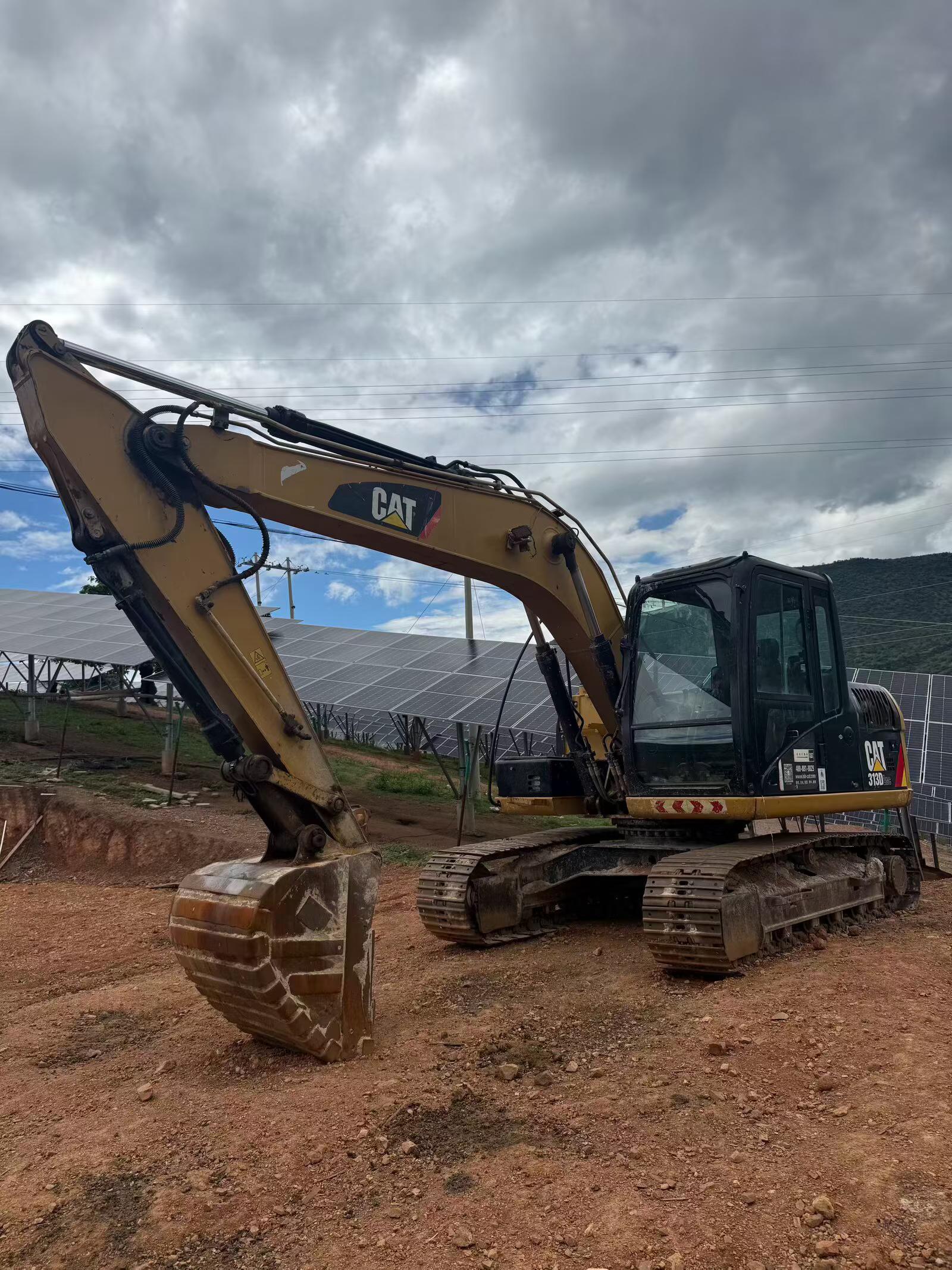 Buy Caterpillar 313D Used Excavator / 2 Buy Caterpillar 313D Used Excavator / 2