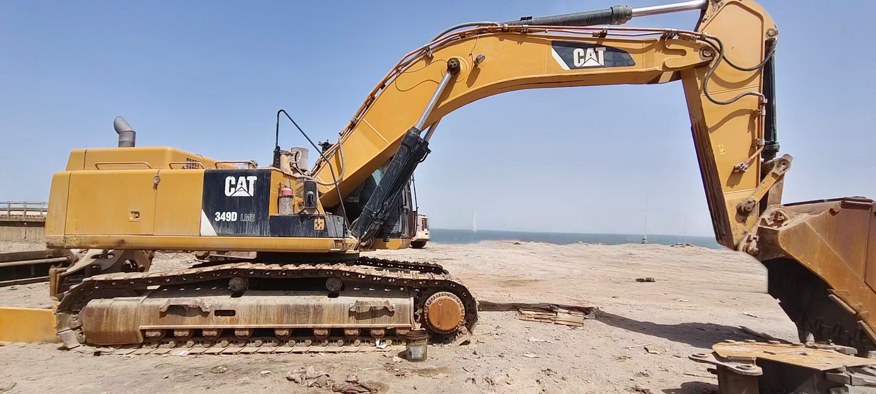 Buy Caterpillar 349E Used Excavator / 3