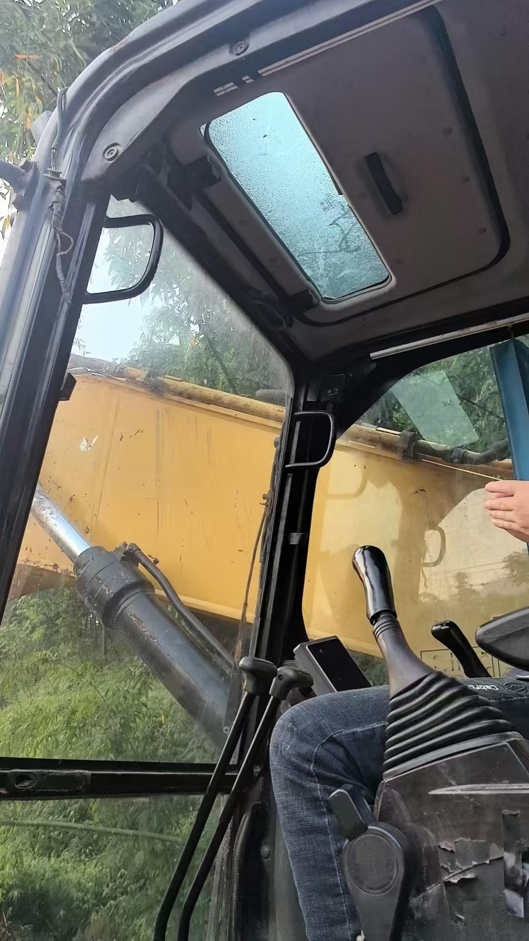 Buy Sany SY200C Used Excavator / 5