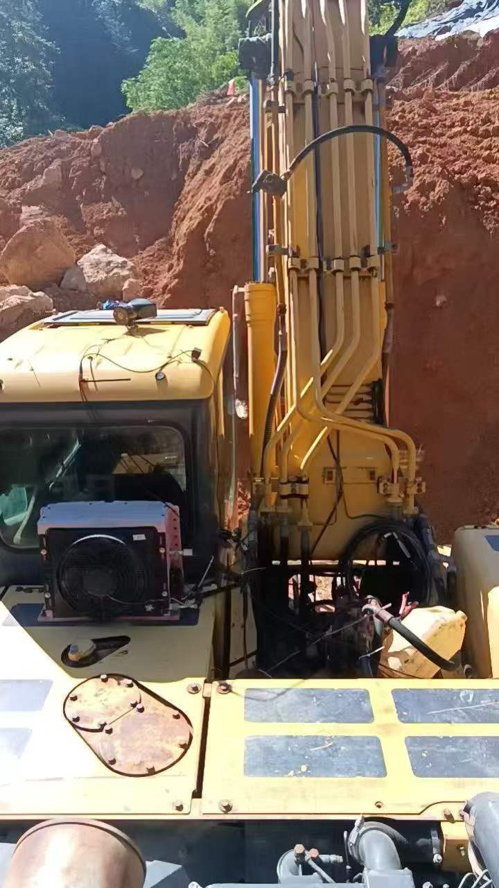 Buy Komatsu Used Excavator / 3 Buy Komatsu Used Excavator / 3