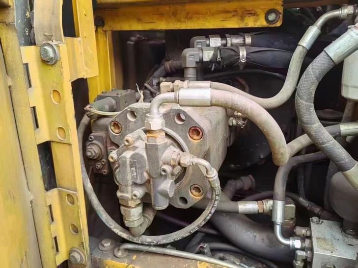 Buy Volvo EC140 Used Excavator / 1