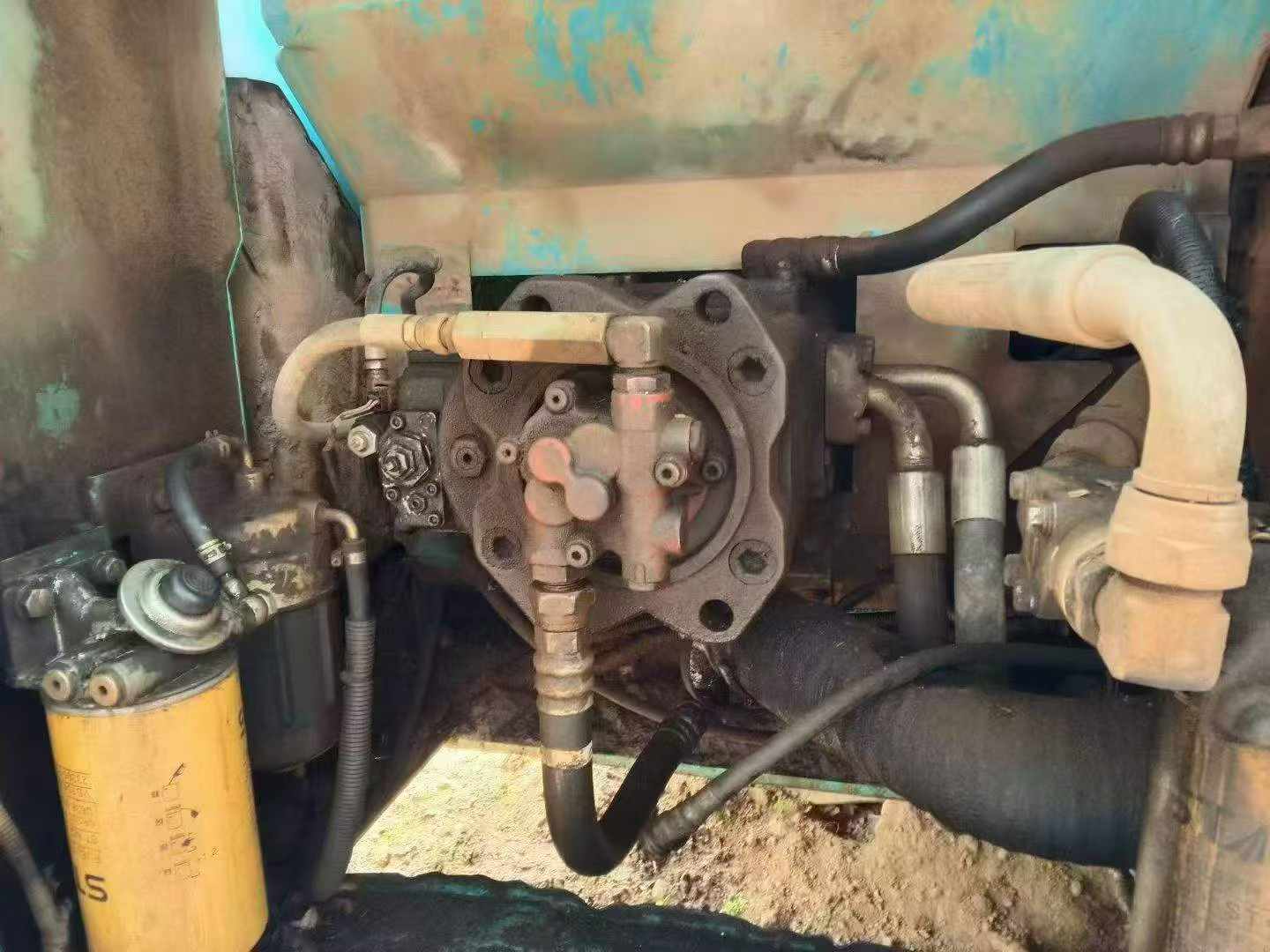 Buy Kobelco SK200-8 Used Excavator / 7 Buy Kobelco SK200-8 Used Excavator / 7