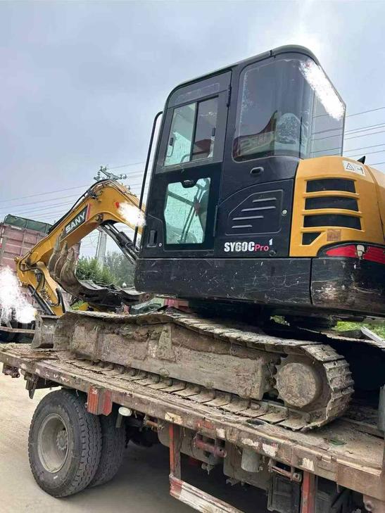 Buy Sany SY60 Used Excavator / 1
