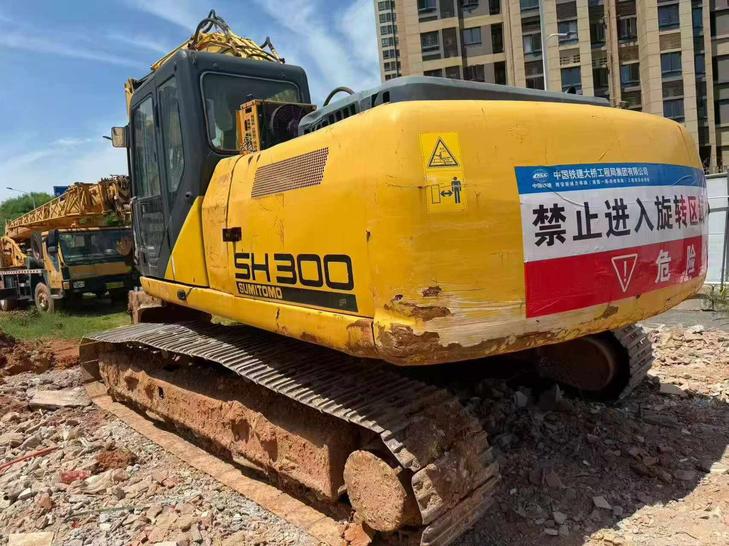 Buy Sumitomo SH240-3 Used Excavator / 1
