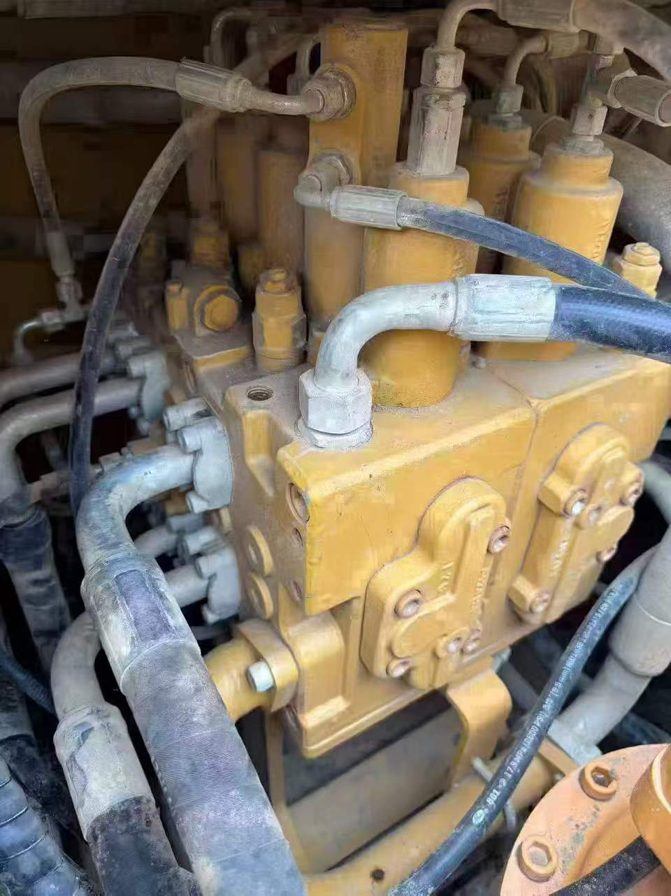 Buy Sany SY205C Used Excavator / 4 Buy Sany SY205C Used Excavator / 4