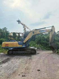 Buy XCMG XE370 Used Excavator / 8 Buy XCMG XE370 Used Excavator / 8