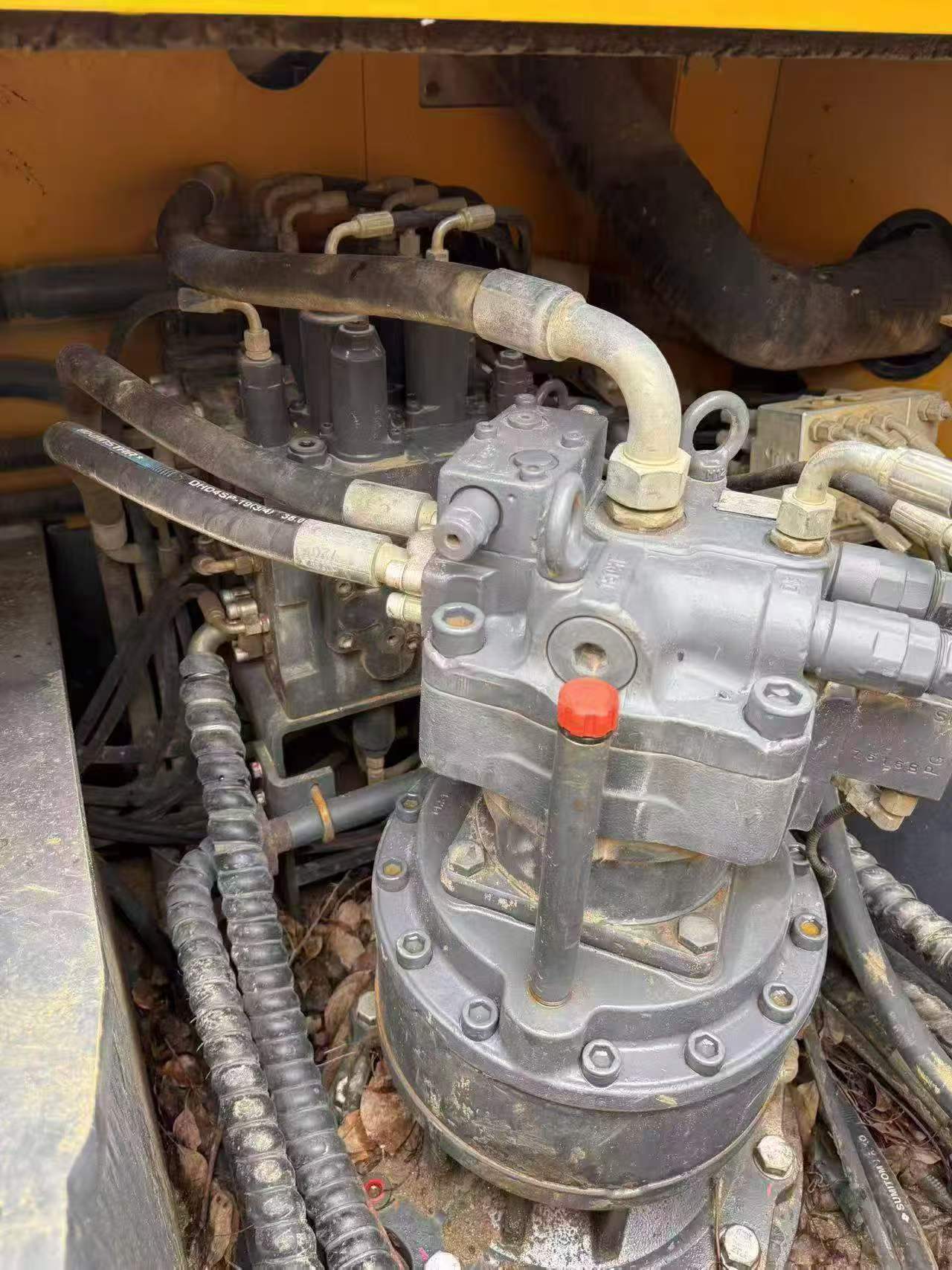 Buy XCMG XE215 Used Excavator / 3 Buy XCMG XE215 Used Excavator / 3