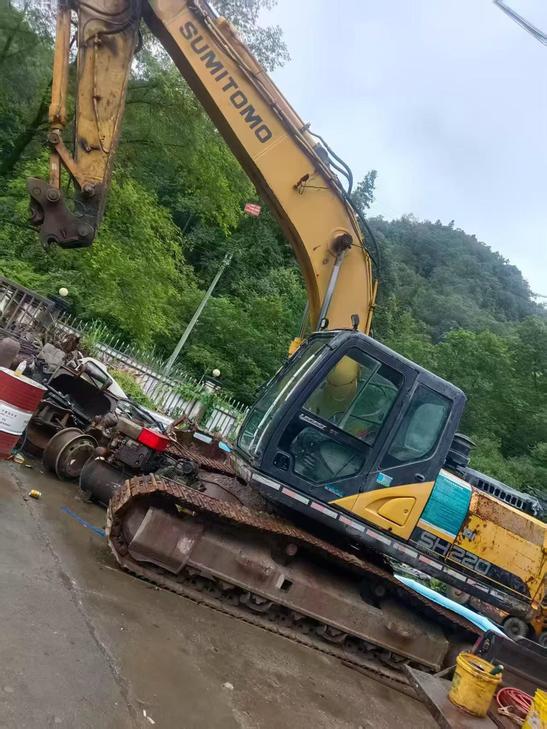 Buy Sumitomo SH220 Used Excavator / 1