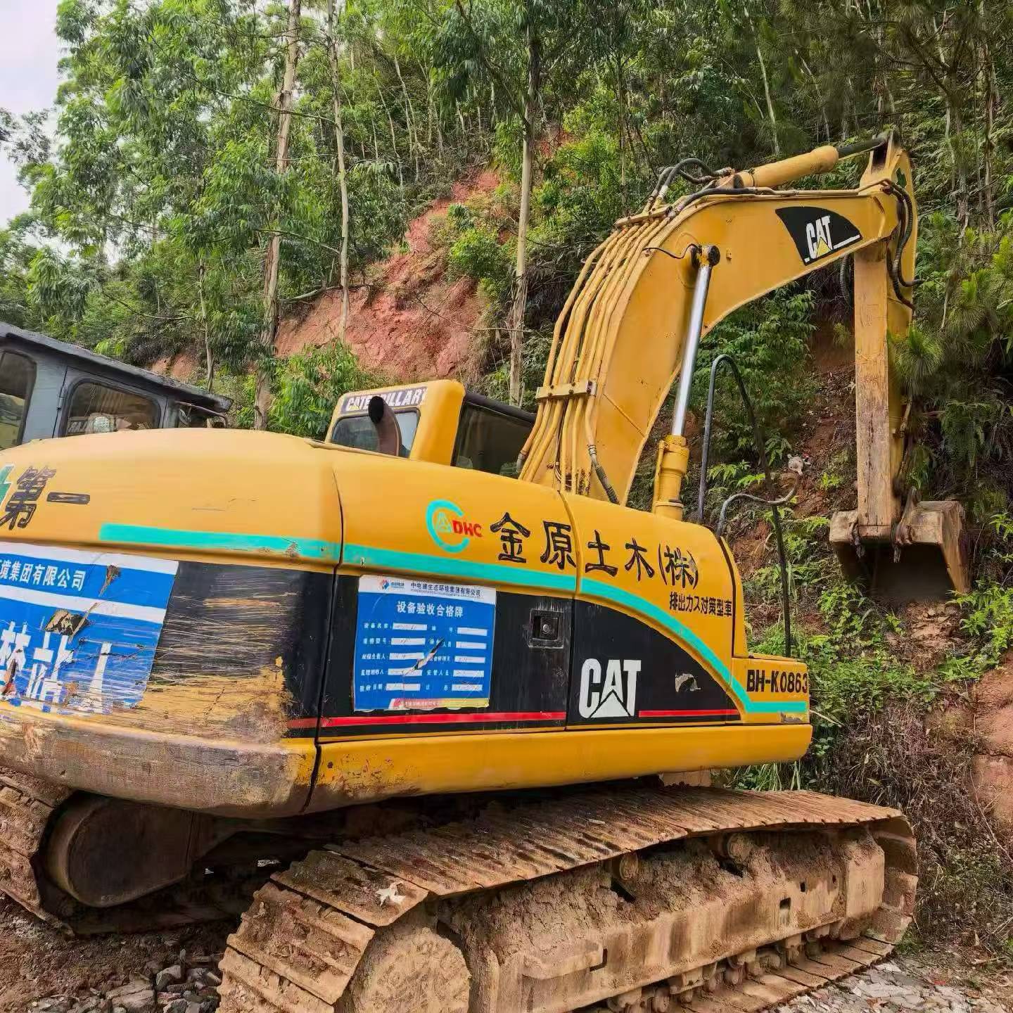 Compre Escavadeira Caterpillar 320C Usada / 2