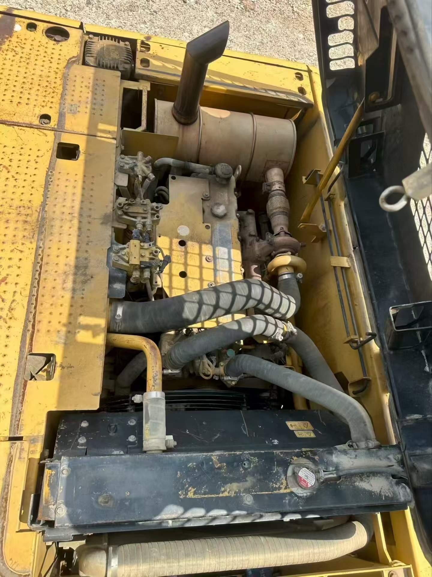 Buy Caterpillar 320D Used Excavator / 3 Buy Caterpillar 320D Used Excavator / 3