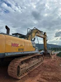 Buy XCMG XE370D Used Excavator / 3 Buy XCMG XE370D Used Excavator / 3