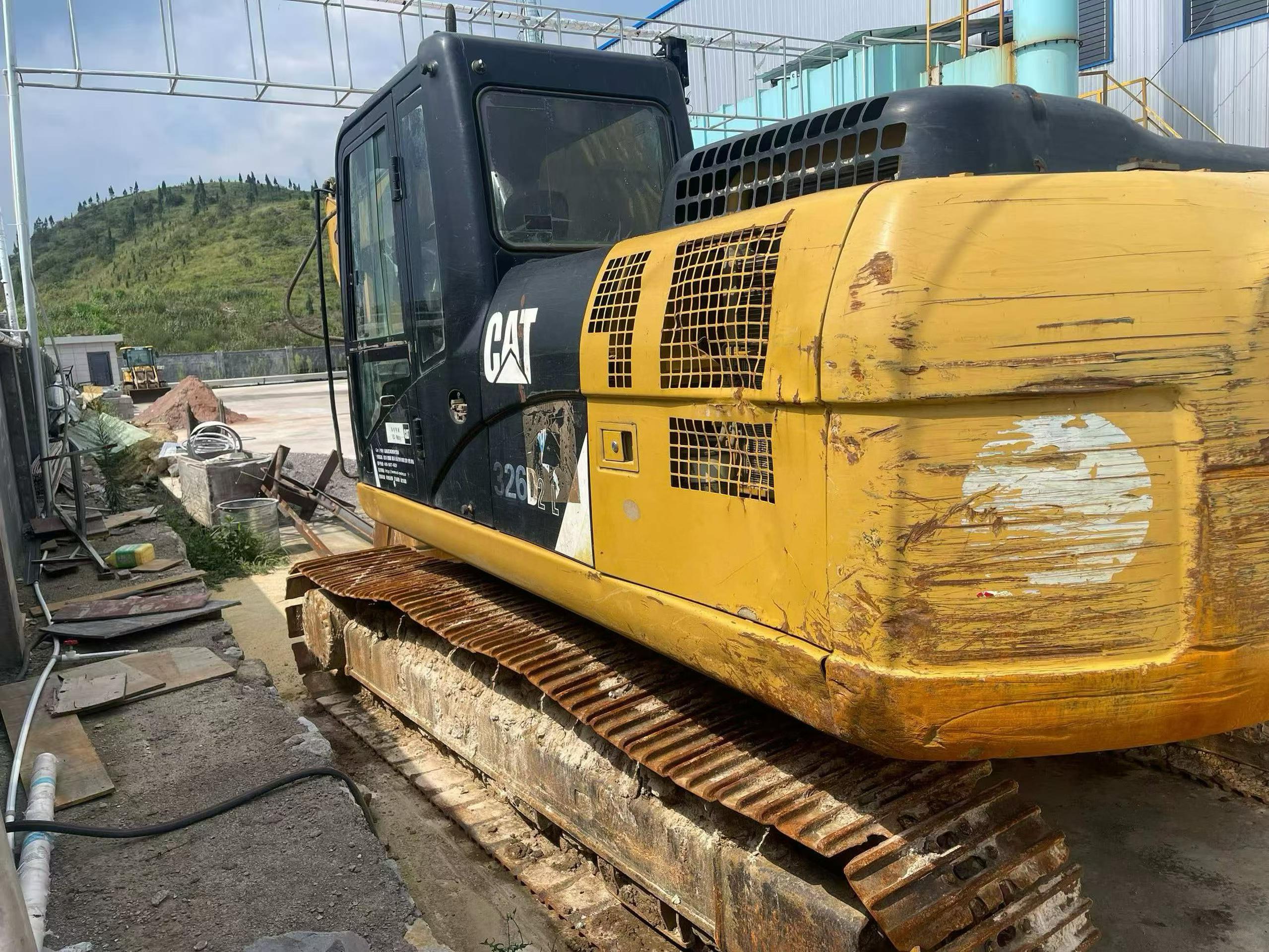 Comprar Caterpillar 323 Usado Escavadeira