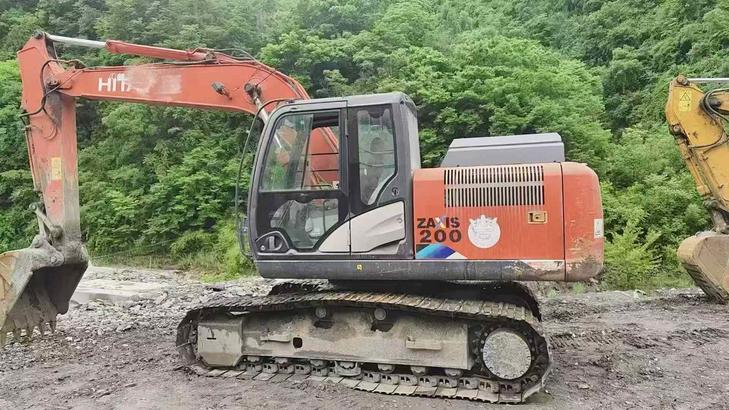 Buy Hitachi ZX170W-3 Used Excavator / 1