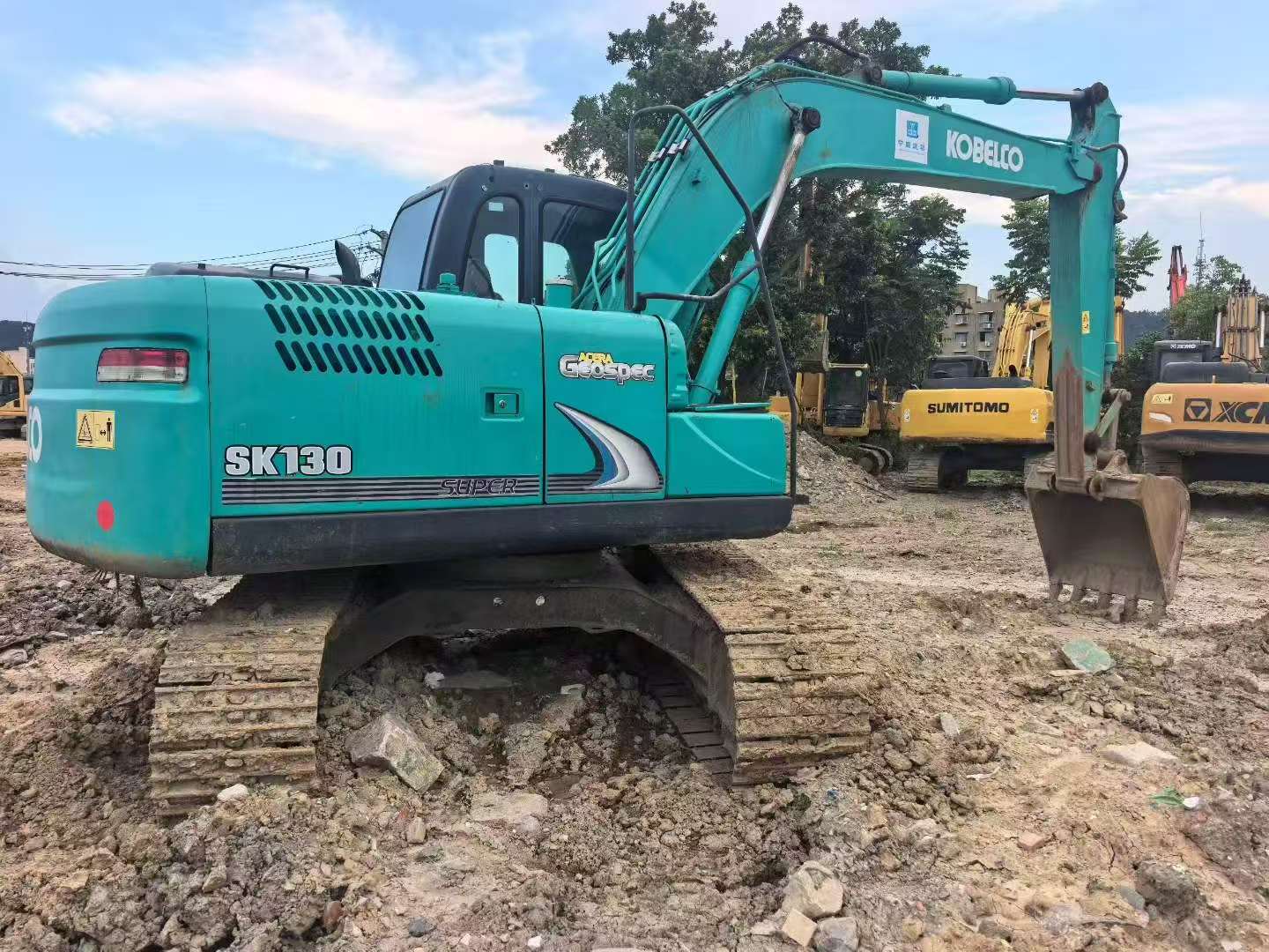 Buy Kobelco SK130 Used Excavator / 3 Buy Kobelco SK130 Used Excavator / 3