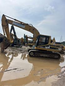 Buy Caterpillar 320B Used Excavator / 2 Buy Caterpillar 320B Used Excavator / 2