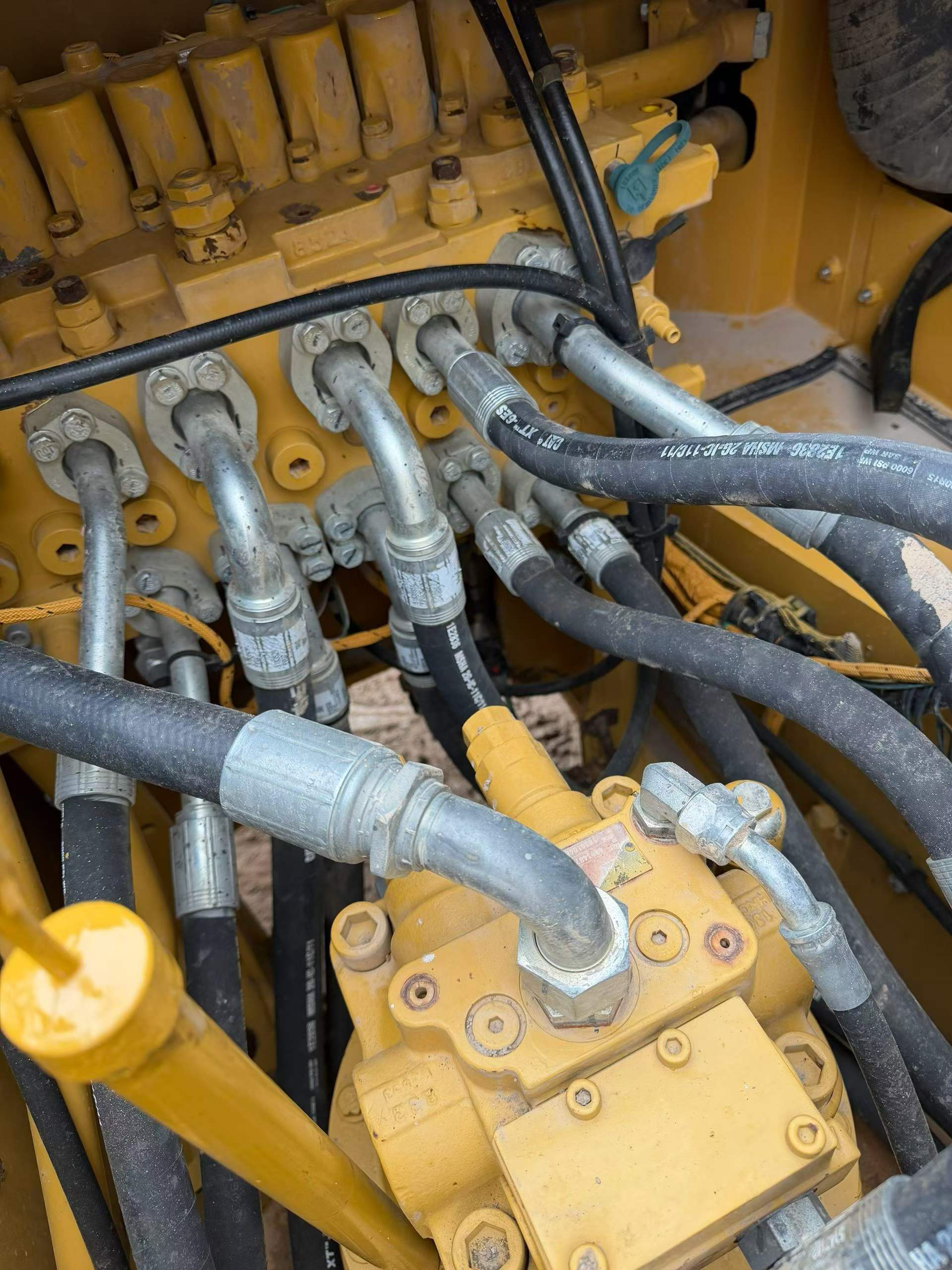 Buy Caterpillar 320A Used Excavator / 4