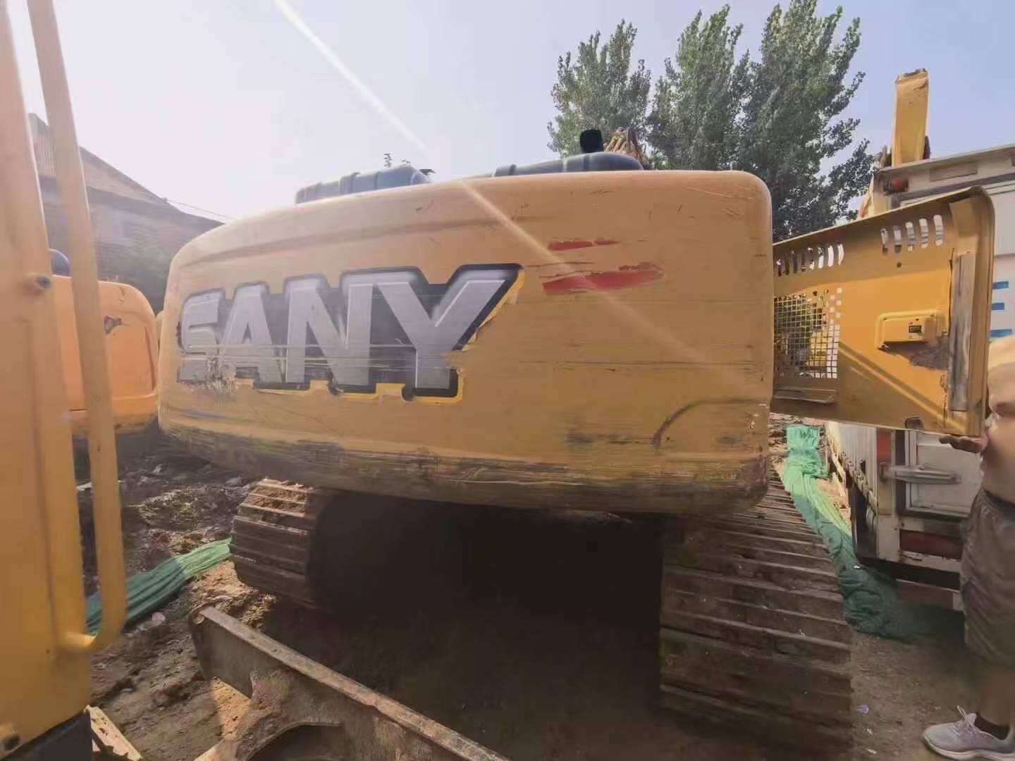 Buy Sany SY215C Used Excavator / 1