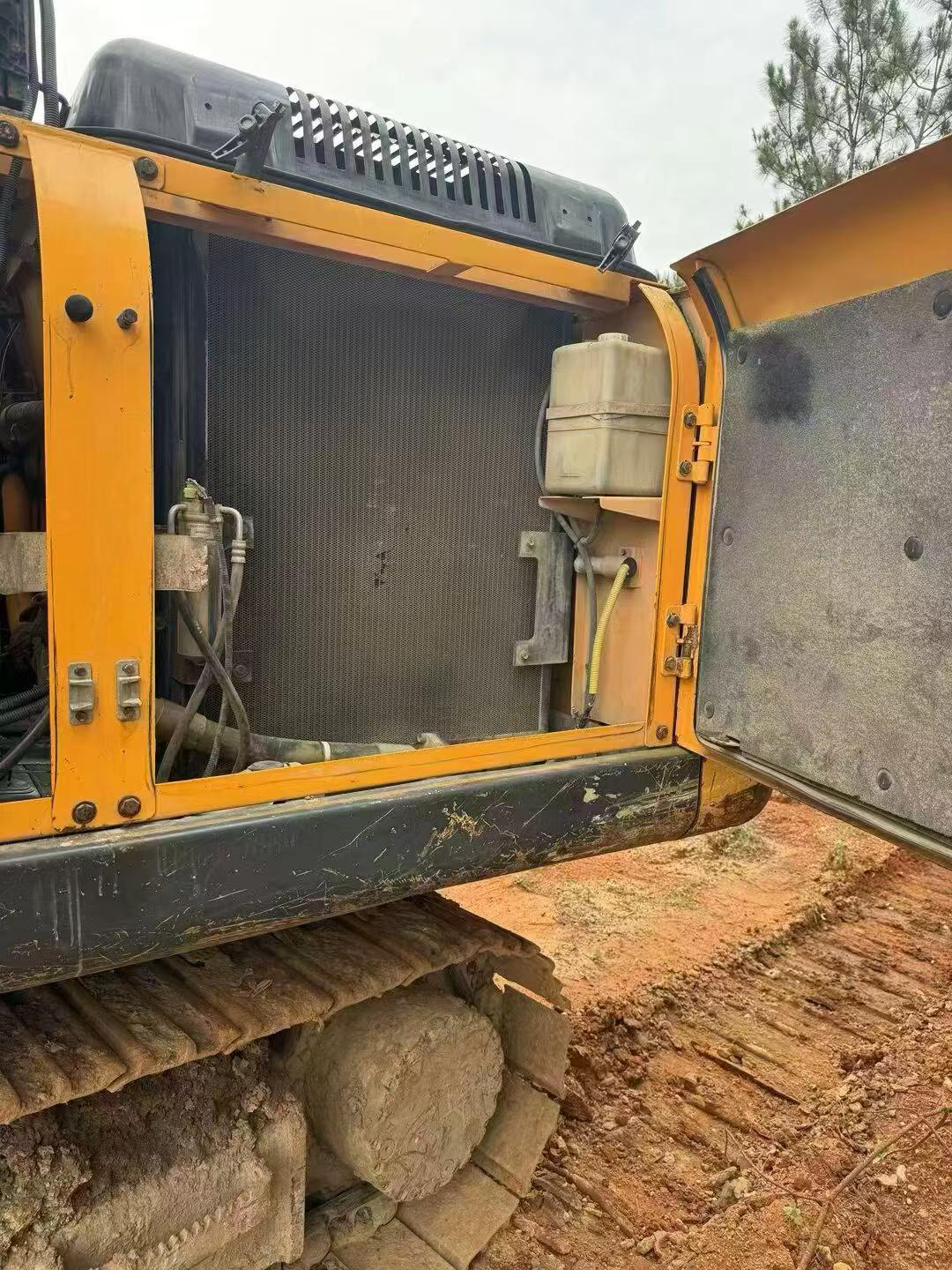 Buy Hyundai R215-7 Used Excavator / 8