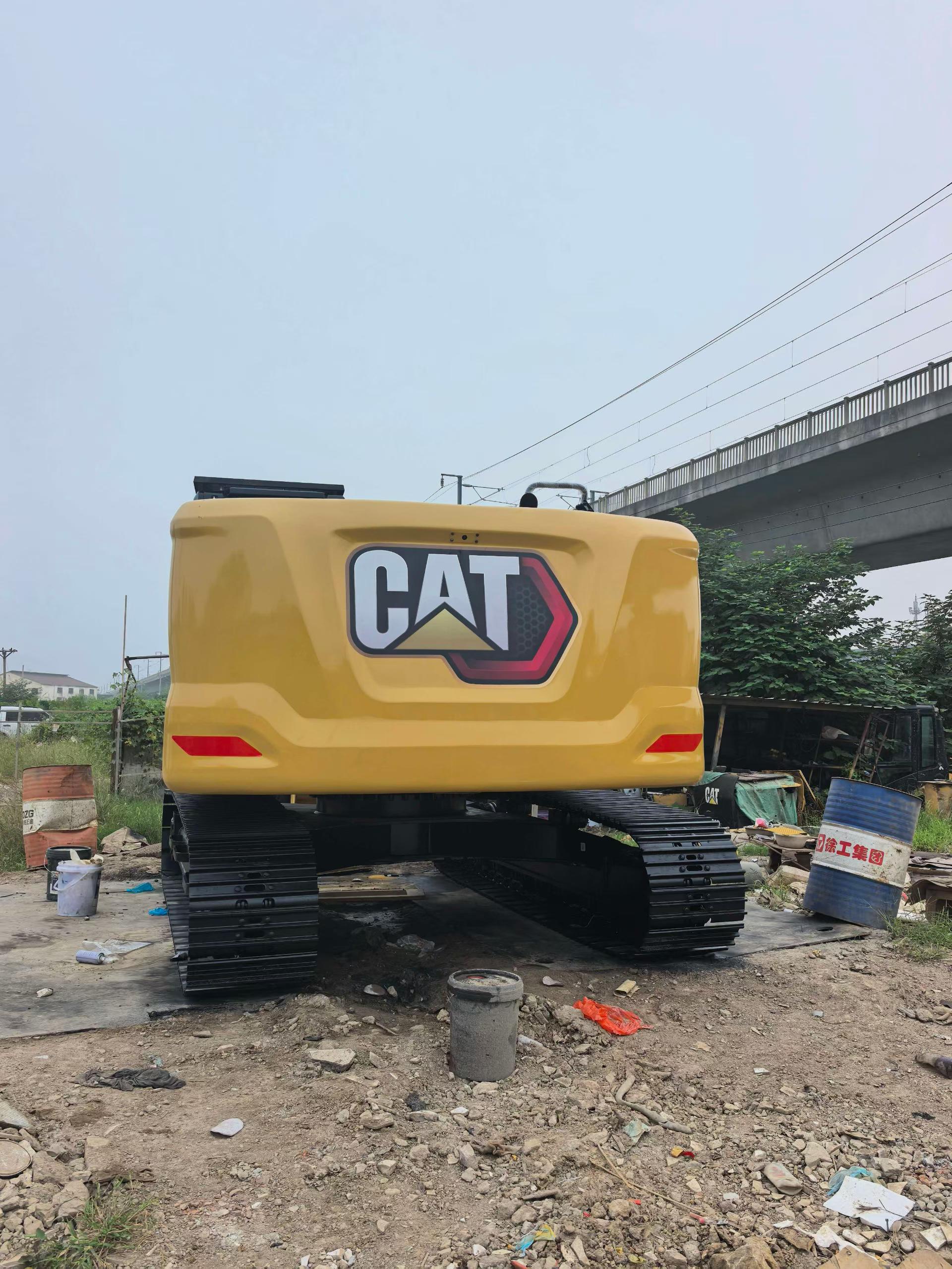 Buy Caterpillar 323 Used Excavator / 4 Buy Caterpillar 323 Used Excavator / 4