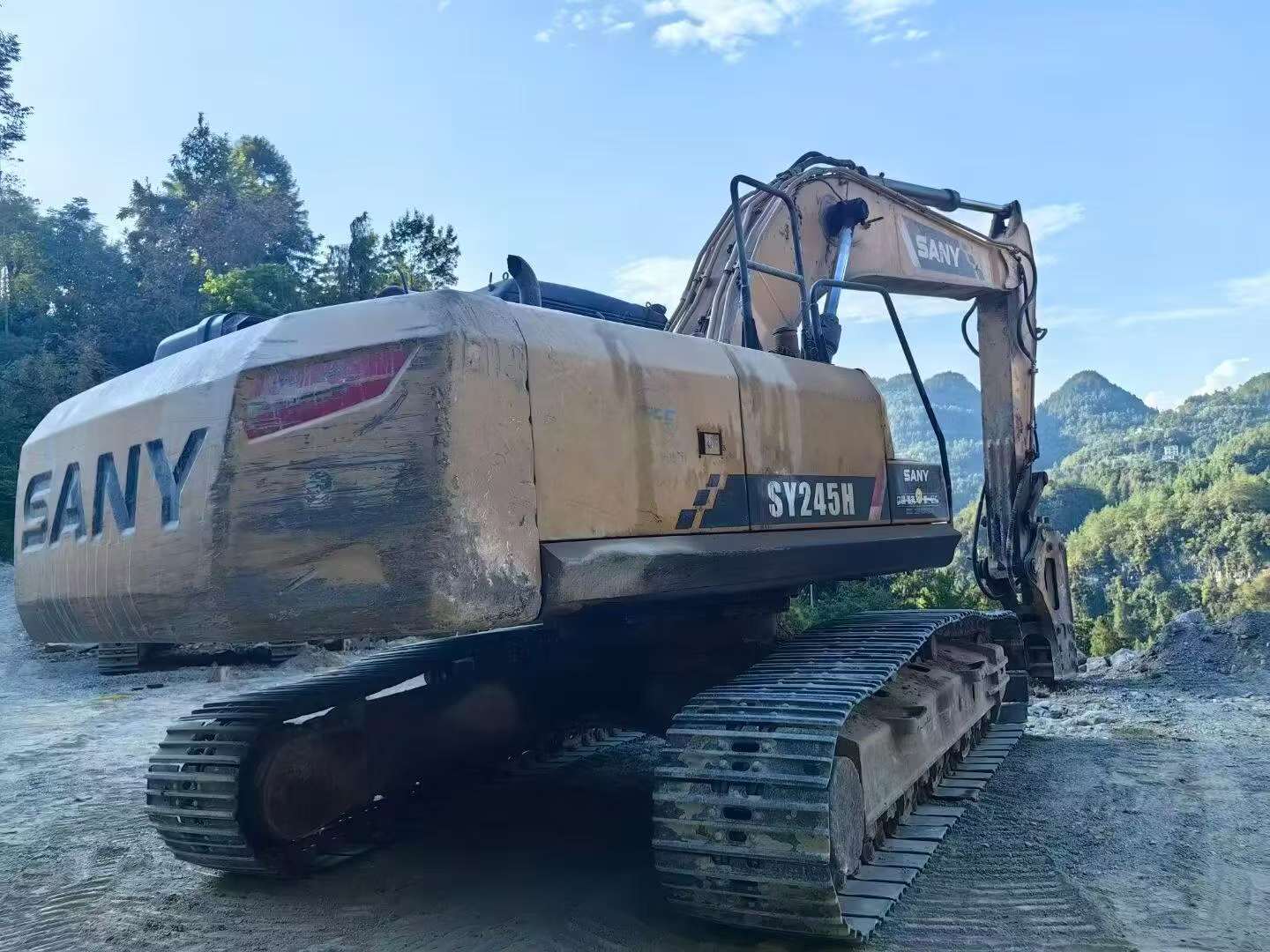Buy Sany SY245H Used Excavator / 1