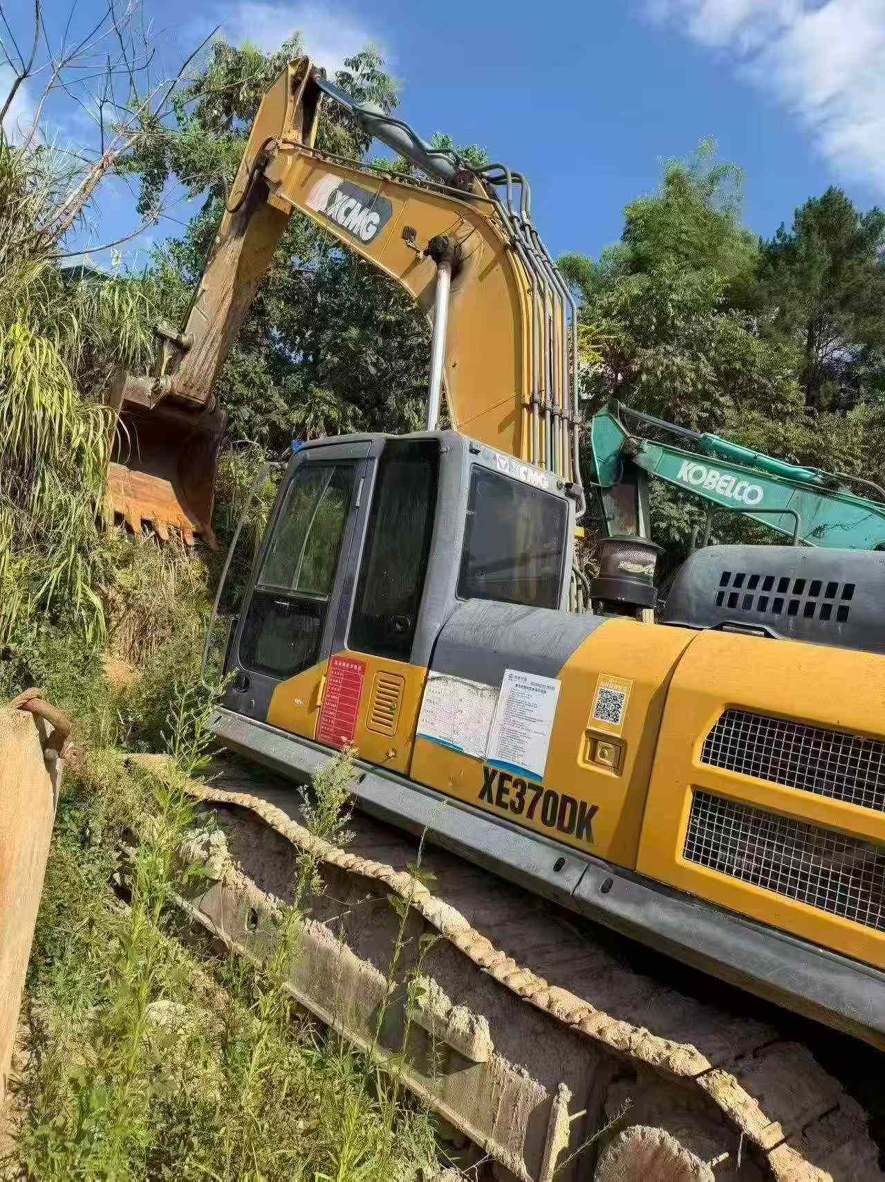 Buy XCMG XE370 Used Excavator / 8 Buy XCMG XE370 Used Excavator / 8