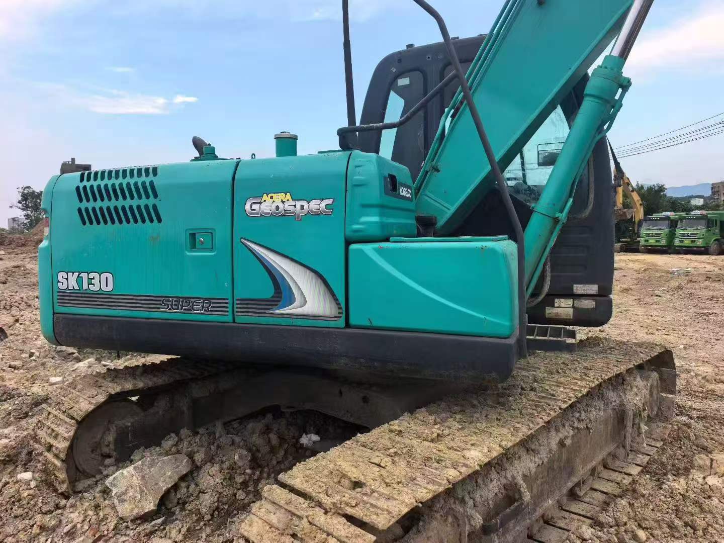 Buy Kobelco SK130 Used Excavator / 2 Buy Kobelco SK130 Used Excavator / 2