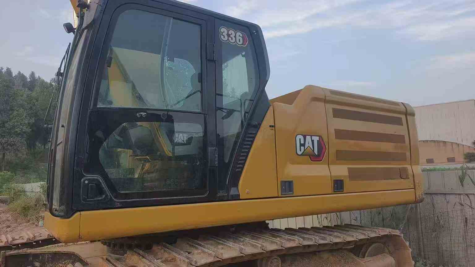 Buy Caterpillar 336E Used Excavator / 1