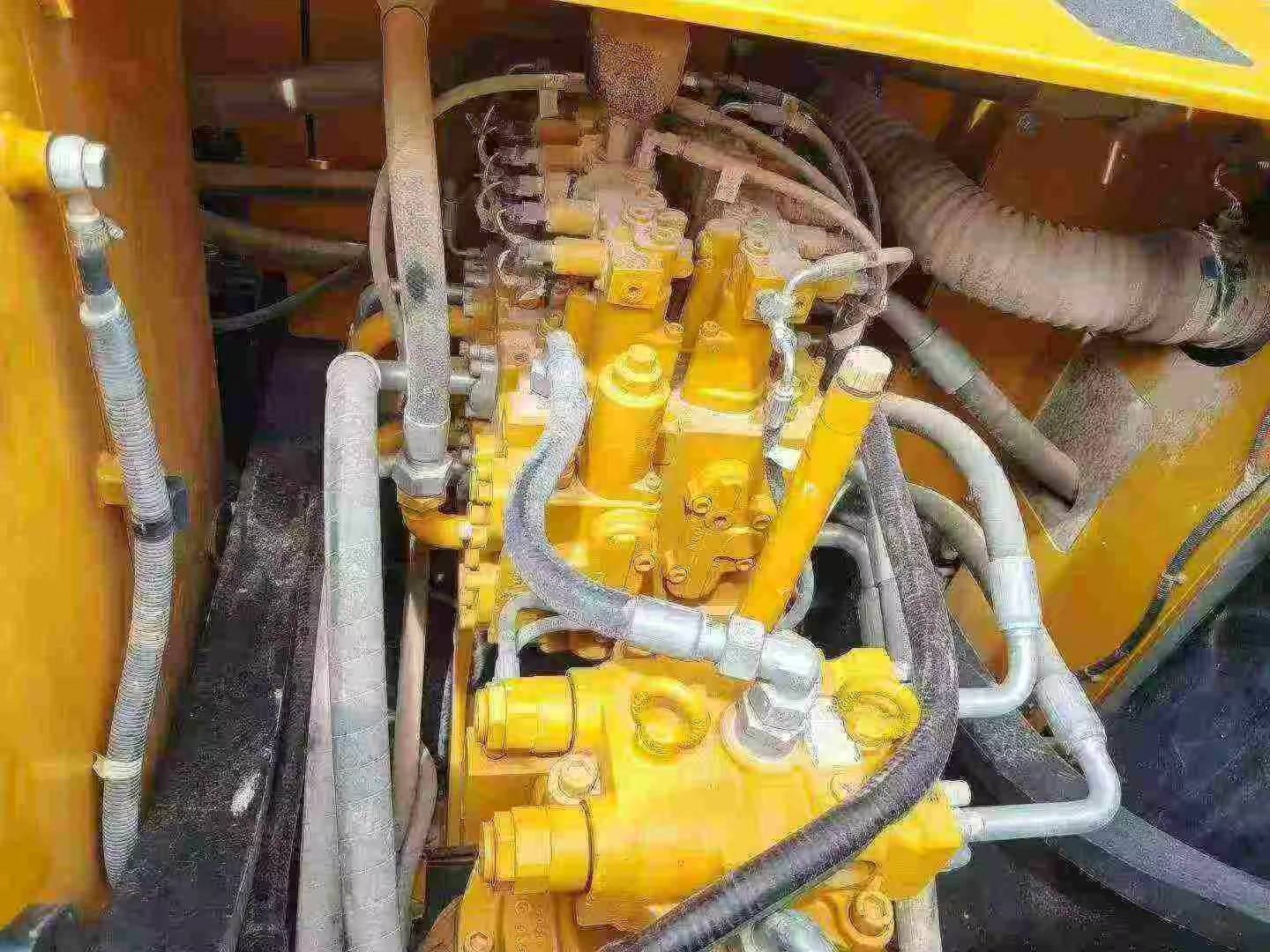 Buy Sany SY205C Used Excavator / 3