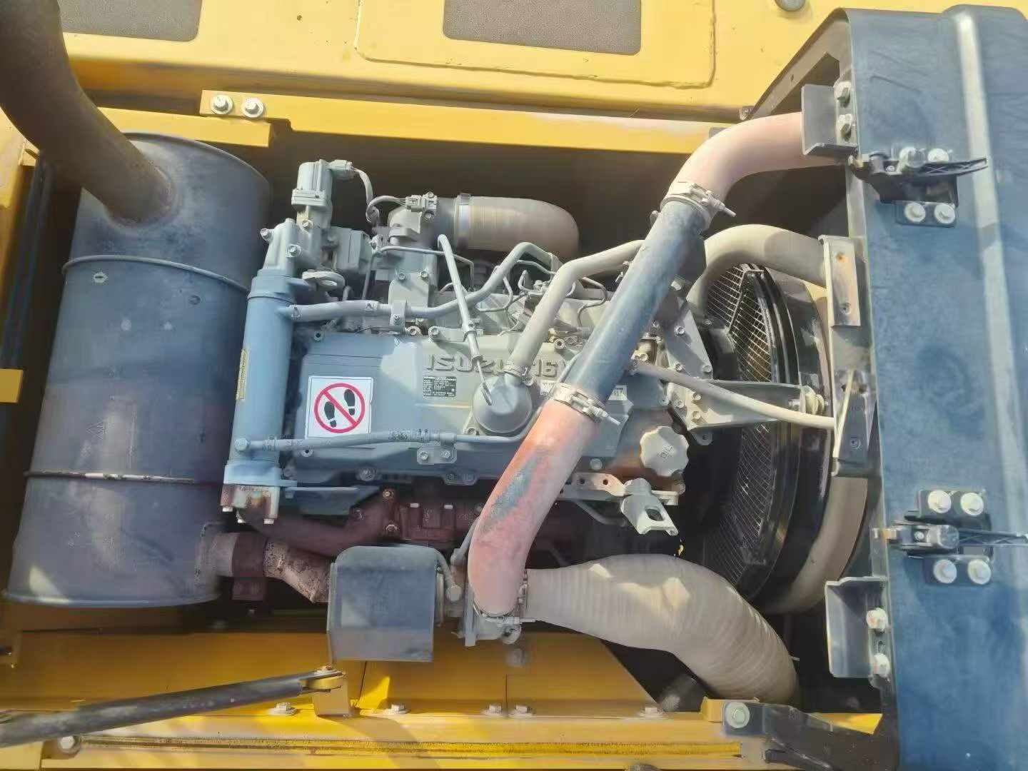 Buy Sany SY215C Used Excavator / 3 Buy Sany SY215C Used Excavator / 3