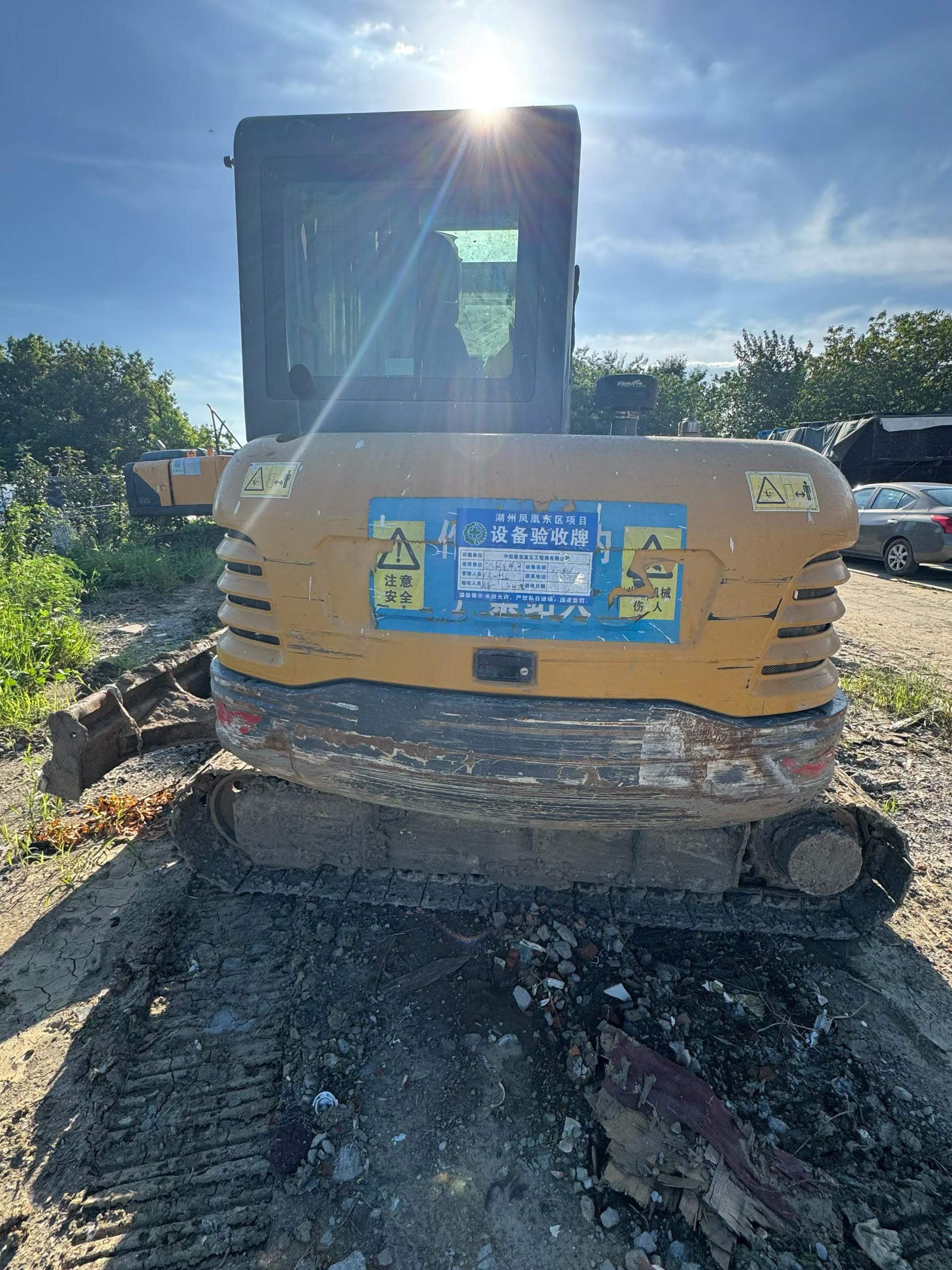 Buy XCMG XE60 Used Excavator / 2 Buy XCMG XE60 Used Excavator / 2